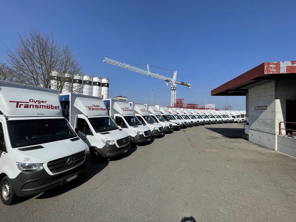 Fahrzeuge für Moebeltransporte aller Art in der Schweiz