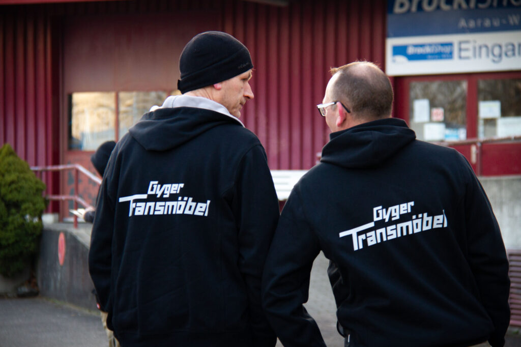 Moebeltransport & Umzuege durch Profis schweizweit