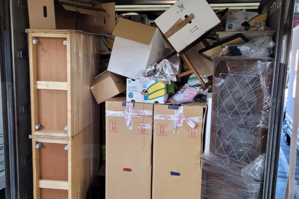 Raeumung von Wohnungen und Gebaeuden