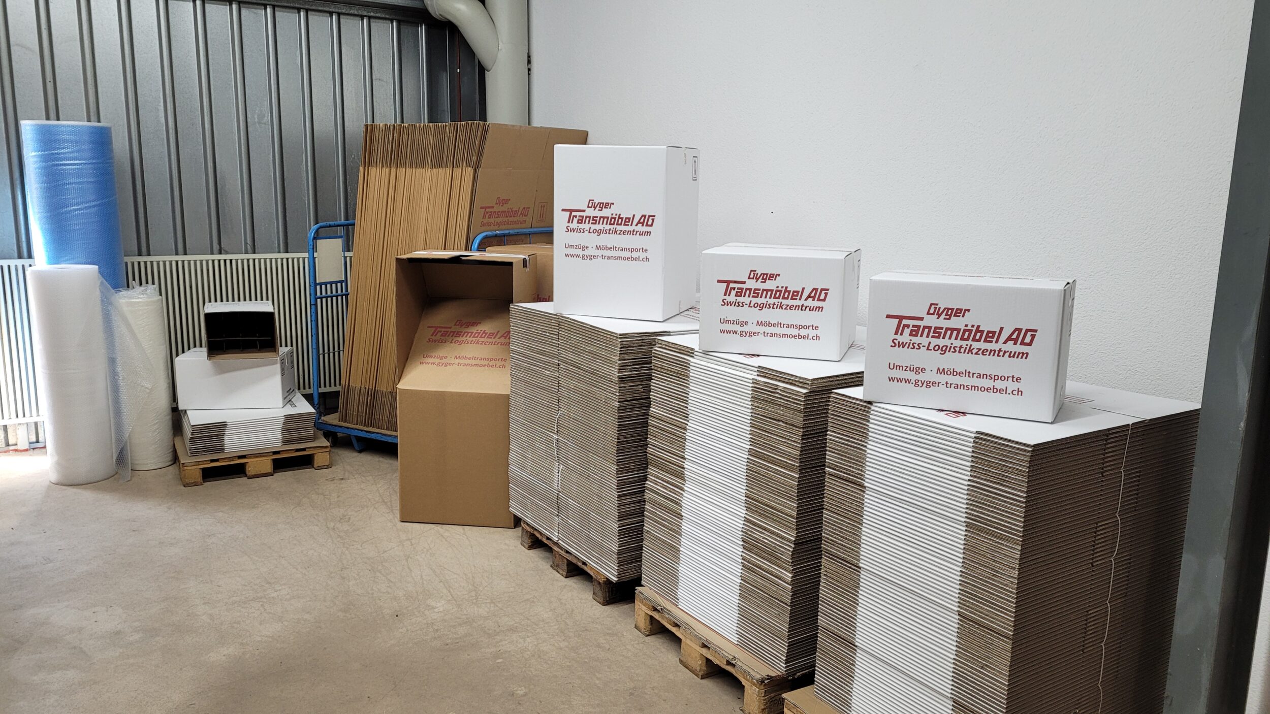 Umzugskartons in allen Groessen bei Gyger